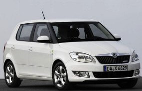 Weißer Skoda Fabia