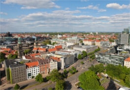 Luftaufnahme von Hannover bei Nacht