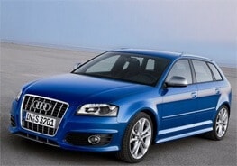 Nahaufnahme des blauen Audi A3 